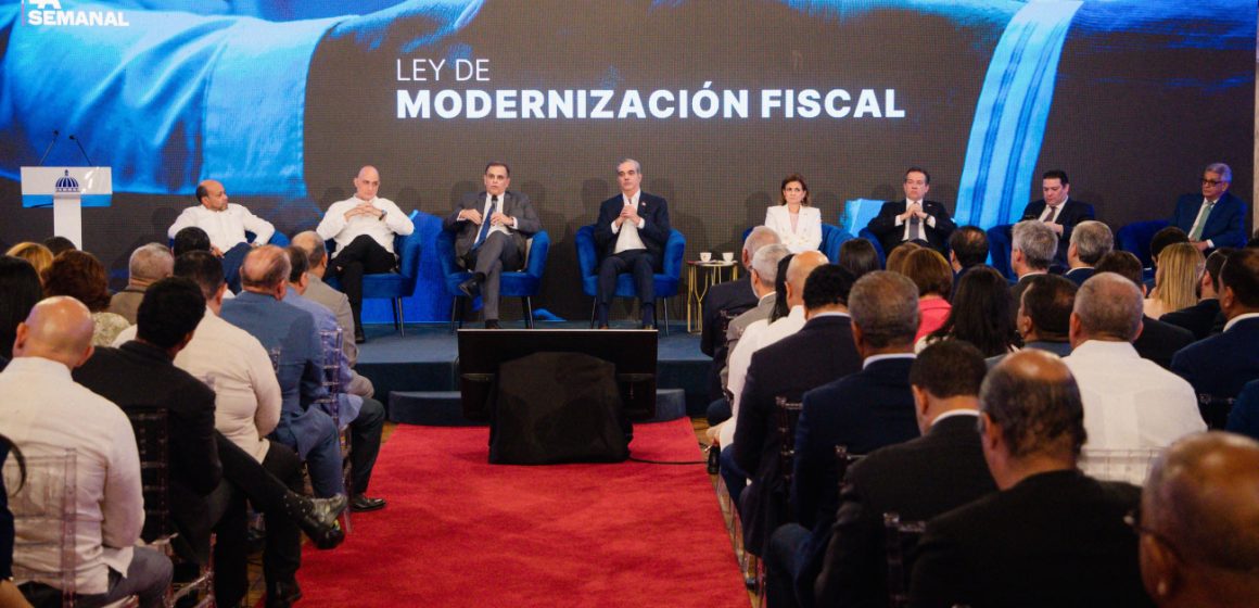 Presidente Abinader encabeza presentación del Proyecto de Ley de Modernización Fiscal, en LA Semanal