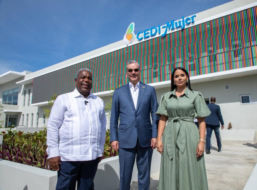 Presidente Abinader Inaugura en Santo Domingo Norte el segundo Centro de Desarrollo Integral para la Mujer