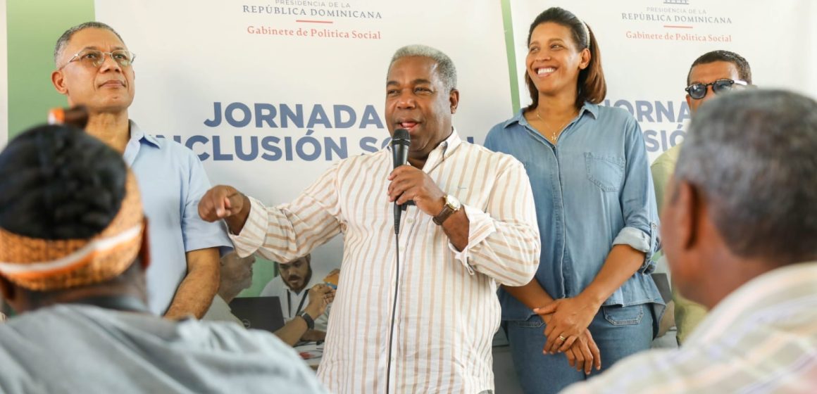 Gabinete de Política Social impacta comunidades en Santiago, Samaná y Santo Domingo Este con jornadas