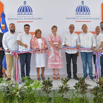 Vicepresidenta Raquel Peña encabeza acto inaugural deasfaltado de 82 calles en el sector Cachón de la Rubia