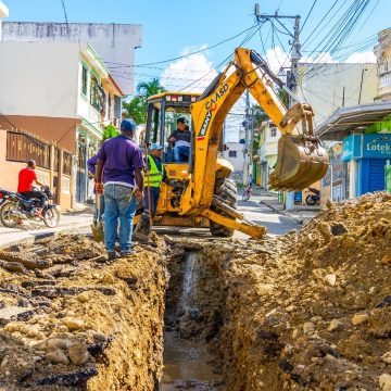 CAASD soluciona avería en sector INVI en Los Alcarrizos