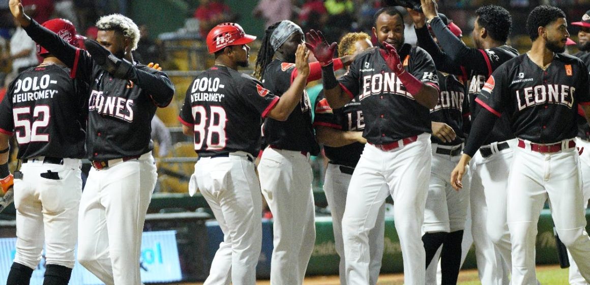 Pitcheo vs. Poder: Licey y Escogido se reencuentran en una Serie Final 9 años después