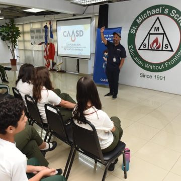 CENDOC-CAASD forma a más de 1,700 estudiantes como «Vigilantes del Agua» en 2024