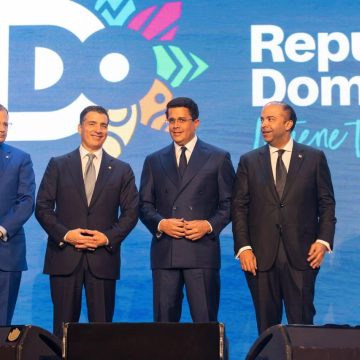 Turismo relanza la marca República Dominicana ante cientos de turoperadores en Madrid