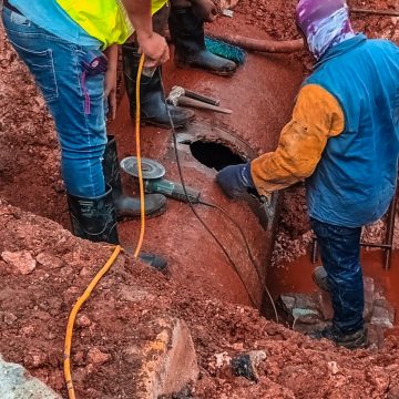 CAASD reestablece servicio de agua potable a Villa Consuelo tras corrección de avería