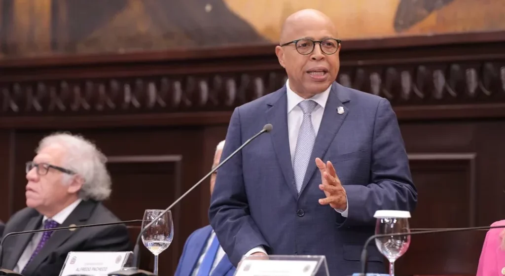 Alfredo Pacheco destaca compromiso de la Cámara de Diputados con la creación de leyes de calidad