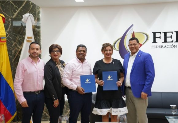 Ayuntamientos de RD y Colombia firman acuerdo de hermanamiento