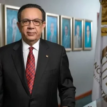 Valdez Albizu: Banco Central está preparado para evitar alzas en la tasa del dólar