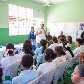 «El Gobierno Contigo» y Consejo Nacional de Drogas llevan prevención y valores a través del arte en Pedro Brand