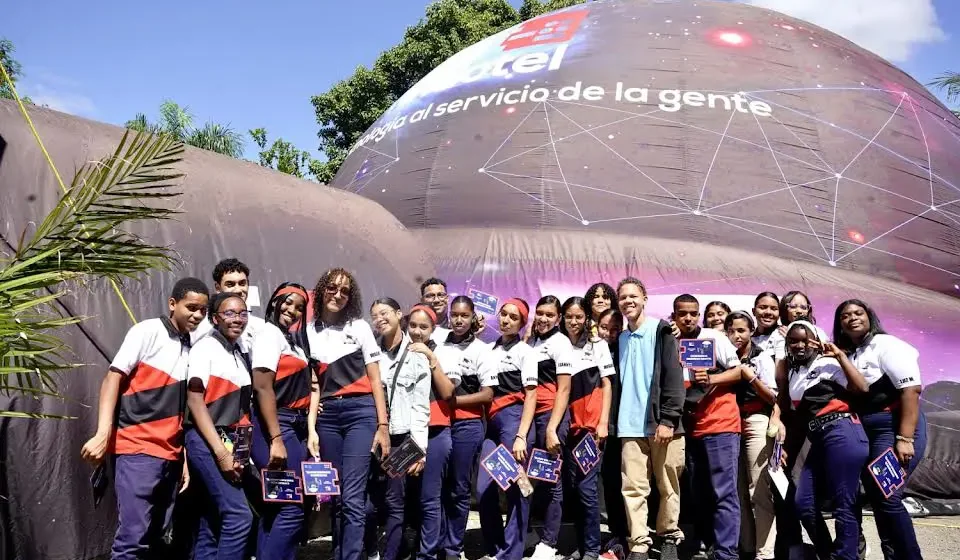 INDOTEL lleva Domo Inmersivo a Montecristi