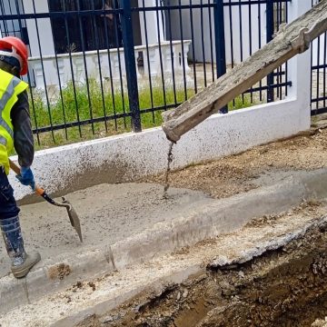 CAASD continúa avanzando en la construcción de aceras y contenidos para la transformación total de Guajimía