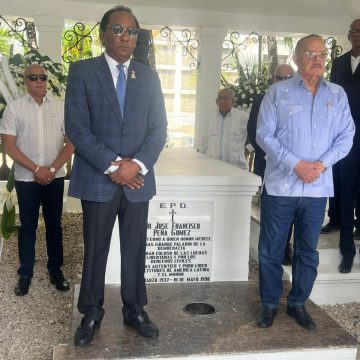 Partido Cívico Renovador (PCR), que preside el general (r) Jorge Zorrilla Ozuna, rindió tributo al Dr. José Francisco Peña Gómez