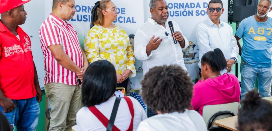 Gabinete de Política Social Extiende Jornadas de Asistencia en Santiago y San Cristóbal