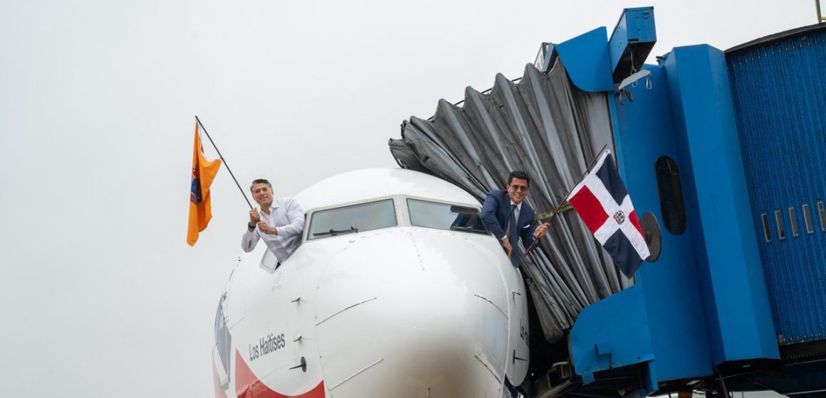 David Collado inaugura vuelo a Nueva York de Arajet
