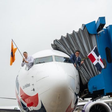 David Collado inaugura vuelo a Nueva York de Arajet