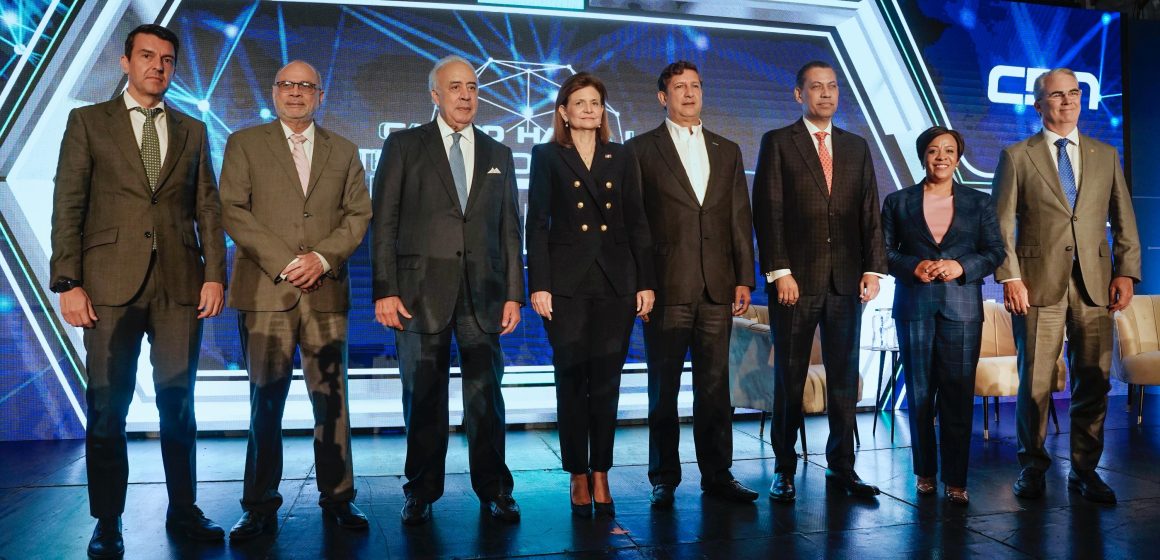 Presidente del INDOTEL anuncia encendido de la Televisión Terrestre Digital será en diciembre