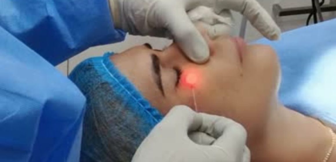 Clínica del Dr. Lee impulsa el rejuvenecimiento facial con la innovadora técnica de Láser Lifting de rostro y cuello