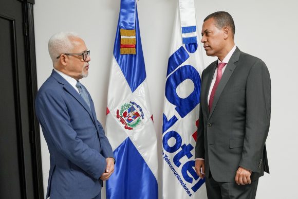 Presidente del INDOTEL y titular de Espectáculos Públicos dialogan sobre oportunidades de cooperación interinstitucional