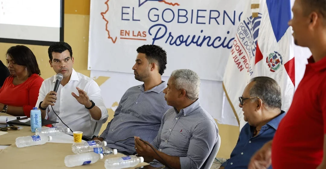 Arnaud supervisa proyectos en San Juan como parte de “El Gobierno en las Provincias»