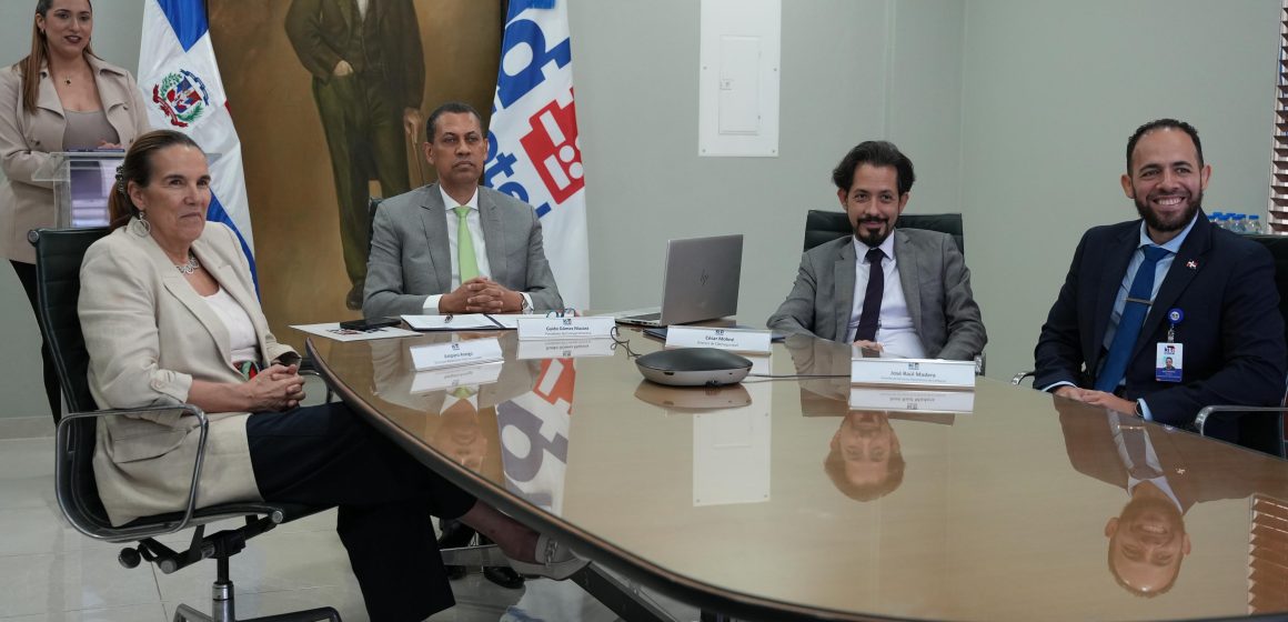 República Dominicana y Ecuador firman acuerdo fortalecerá confianza en transacciones digitales