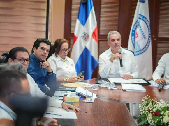 Abinader destaca a Inapa como ejemplo de transformación por obras de saneamiento en Santiago