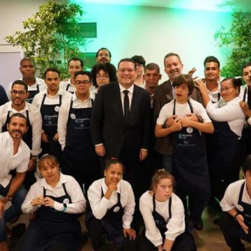 El director general de Aduanas  destaca el papel del pensamiento joven y emprendedor