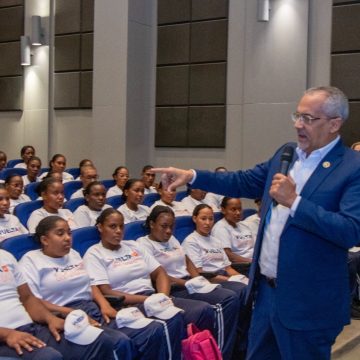 “La inmensa mayoría de jóvenes dominicanos son sanos”, afirma presidente CND Alejandro Abreu