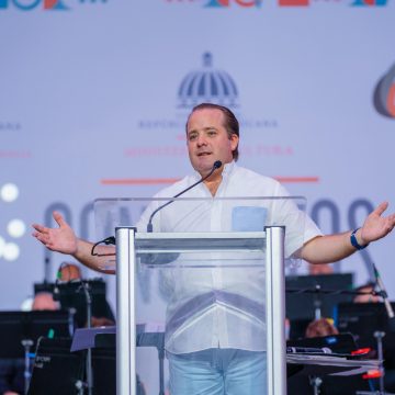 Sosúa se viste de música: concierto sinfónico une a familias y celebra la cultura dominicana