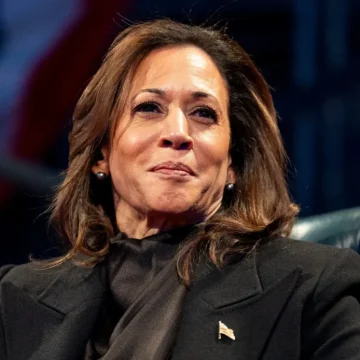 Kamala Harris no piensa regresar a cargos públicos porque el sistema de EE.UU. está “roto”