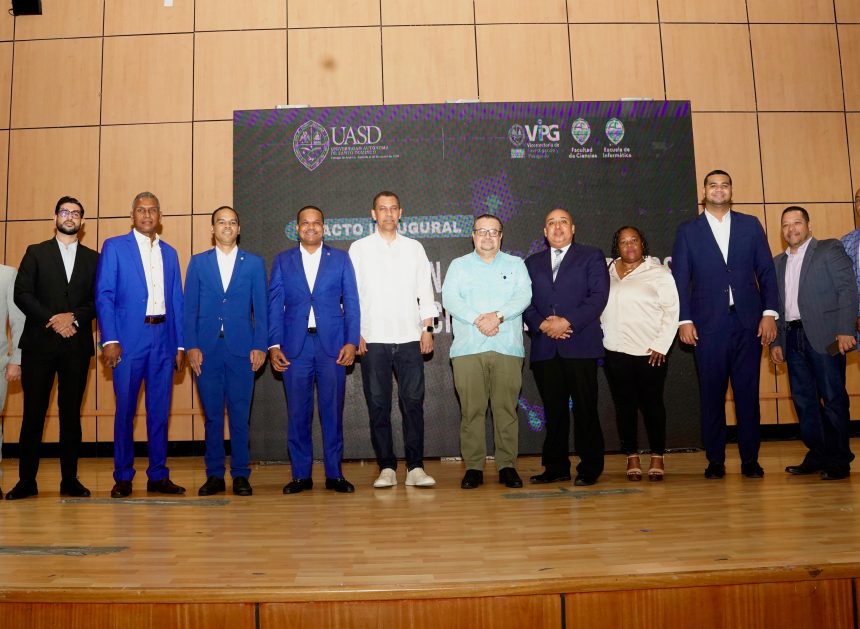 Gómez Mazara motiva a estudiantes formarse en inteligencia artificial y ciencias de datos para asumir retos del siglo XXI