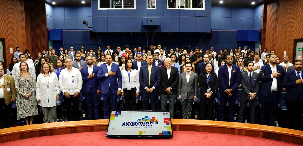 NDOTEL celebra primera edición de Juventud Conectada