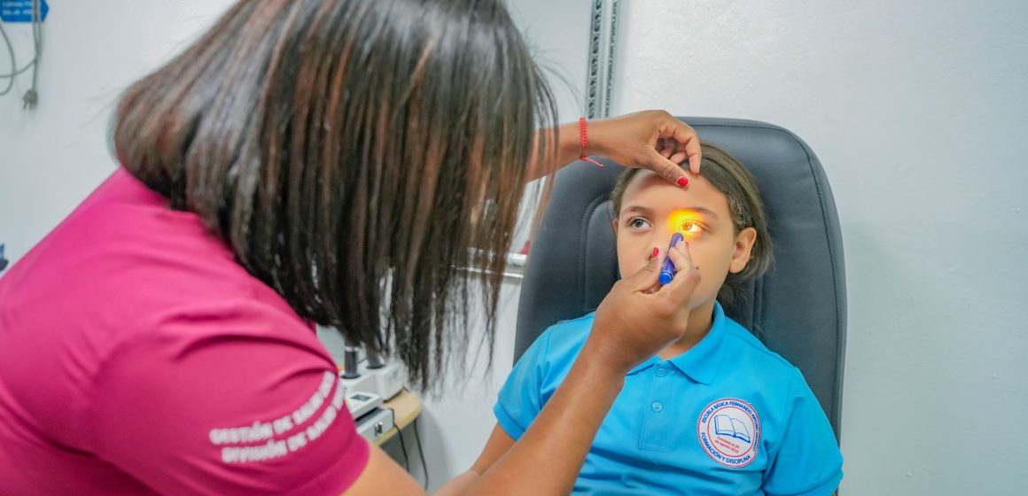 INABIE recibe y atiende más de 300 citas médicas estudiantiles en primer mes de este año escolar a través del SISBIE