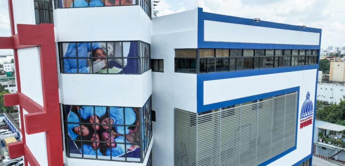 INABIE incorpora atención psicológica para estudiantes con condiciones físicas atendidas por sus programas de salud