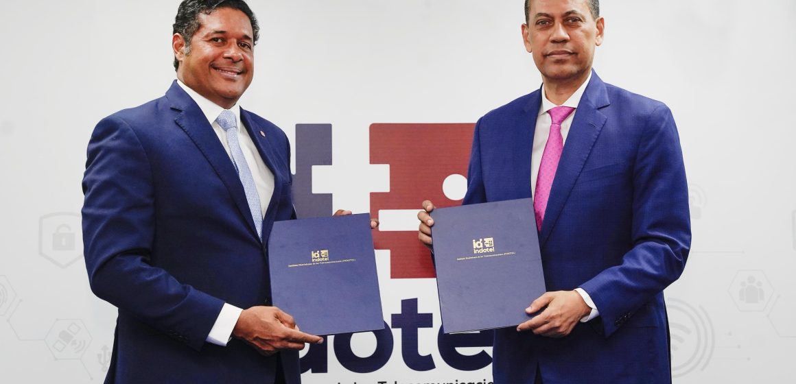INDOTEL e Internet Society firman convenio promoverá acceso a conectividad e inclusión digital en el país