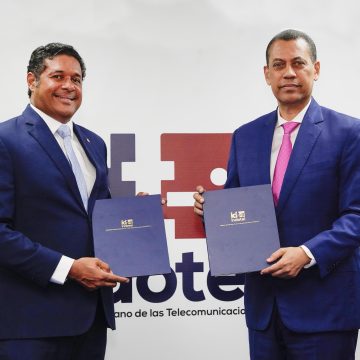 INDOTEL e Internet Society firman convenio promoverá acceso a conectividad e inclusión digital en el país