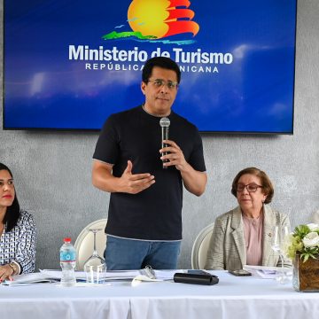 Ministro Collado deja iniciada obra de reconstrucción municipio Salcedo, Hermanas Mirabal.