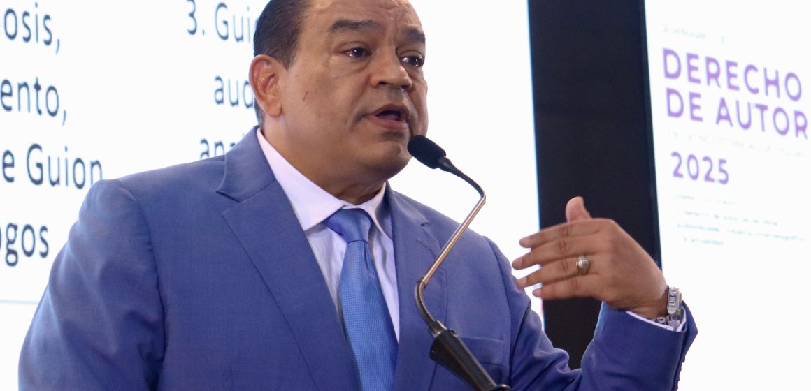 El director de la ONDA respalda acciones de la PGR en contra piratería digital