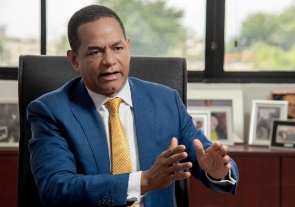 Julio César Valentín: “Carolina Mejía es un referente para RD y América Latina”