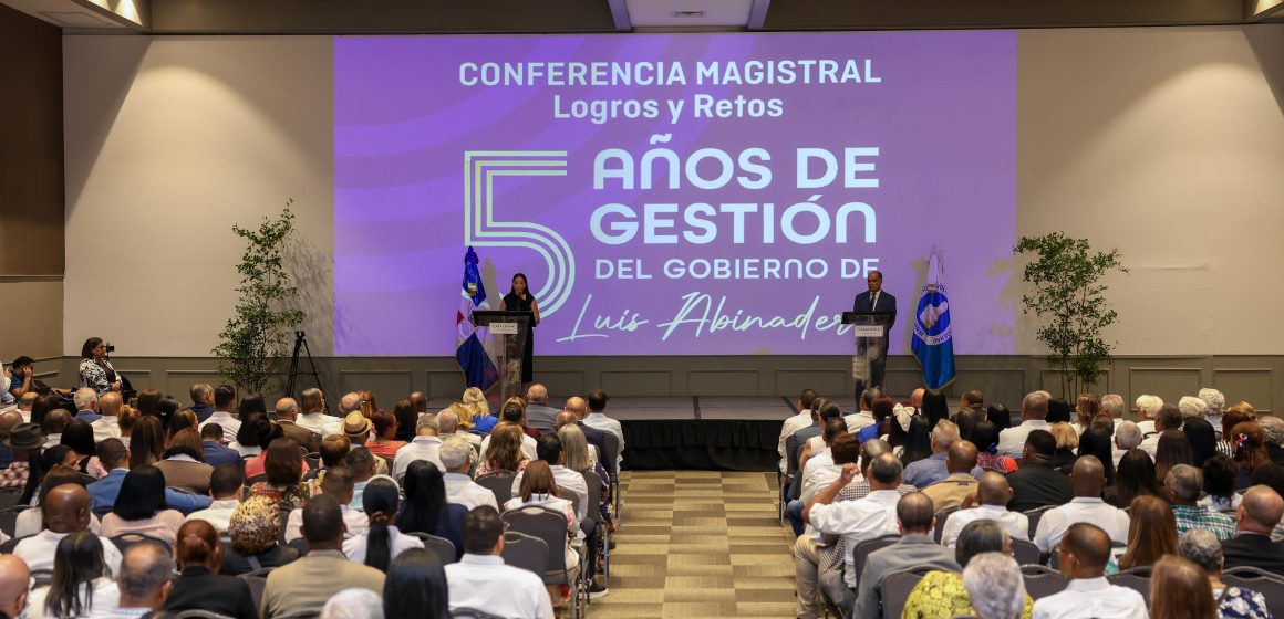 Geanilda Vásquez : El mayor Logro del Presidente, Devolver la confianza al pueblo