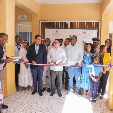 26f079c3-75b1-4e75-9be8-408d2d5b9830 El INABIE pone en funcionamiento módulo de salud bucal para beneficiar a 3,661 estudiantes de Las Matas de Farfán