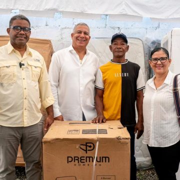 Propeep y Plan Social brindan apoyo a familias ocoeñas afectadas por las lluvias de Melissa