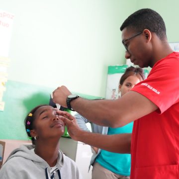 INABIE destaca ha beneficiado a más 46,193 estudiantes con atenciones de salud visual durante este Gobierno, con motivo del Día Mundial de la Visión