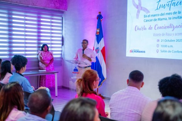 Propeep imparte charla a sus colaboradoras sobre concientización y prevención del cáncer de mama