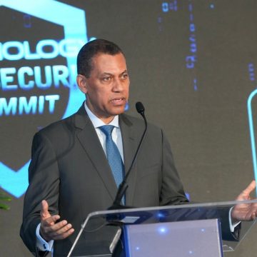INDOTEL impulsa formación en ciberseguridad tras mil millones de intentos de ciberataques en un año en RD