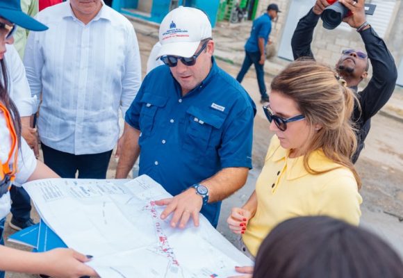 4781aa86-d31e-4ba8-8767-4d09908861f7 Ministro Paliza supervisa avances del proyecto de transformación en Las Lilas