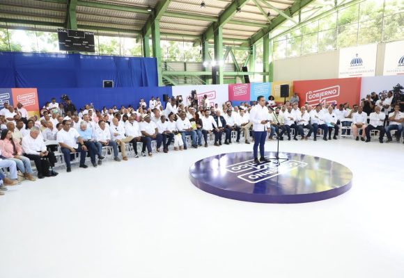 74038a2c-c9d3-499b-a5ef-28d424d9445f Presidente Abinader anuncia anheladas soluciones a problemas de alcantarillado, agua potable y electricidad en Higüey