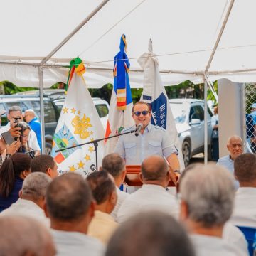 Paliza anuncia aporte de RD$ 57MM para remozamiento de Catedral San Felipe en Puerto Plata