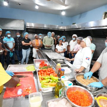 aa57ad45-0913-4066-9971-28d8854365db El INABIE fortalece la calidad del almuerzo escolar con capacitaciones a suplidores en buenas prácticas