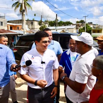 ade9e234-b1e8-4460-9c6b-2efc1865cd09 Fellito Suberví supervisa avances en trabajos de saneamiento de cañadas en SDO que beneficiarán a más de 80 mil personas