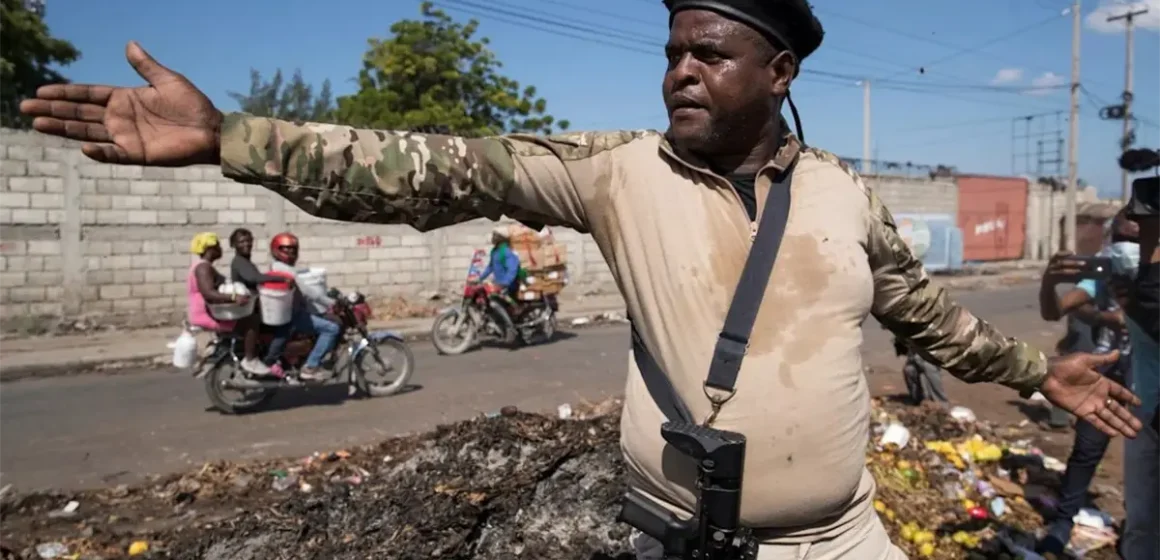 ´Barbecue´ pide a la población de Haití no salir de casa por inminentes enfrentamientos